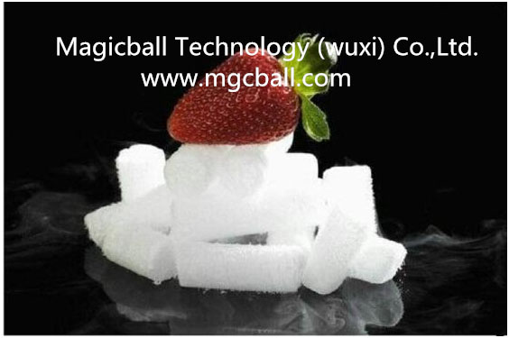 Application of dry ice in food refrigeration